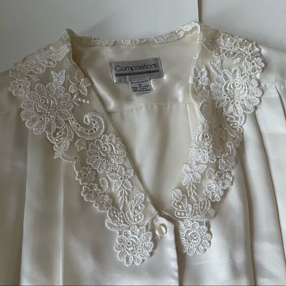 Vintage 1980s Satin Blouse Lace Floral Collar Button Down Made in Korea White 10 - Picture 10 of 11